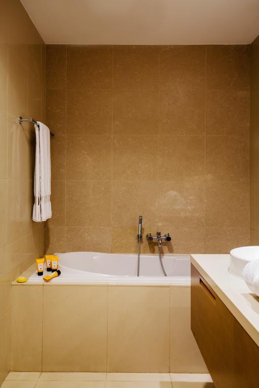 Fantastay - Downtown Dubai Exterior photo